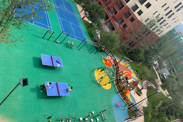 小区塑胶地面施工