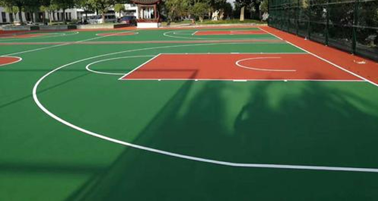 硅PU篮球场水泥基础起沙怎么办